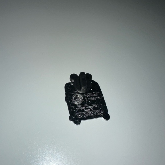 Magical Mystery Luggage - Simba - Picture 2 of 4